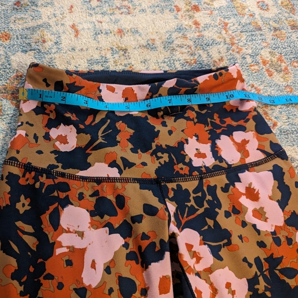 Prana Women's XS Kimble Printed 7/8 Legging Pants Nordic Pink Wildflower - Picture 9 of 11